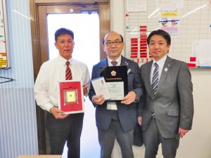 橋本社長・石橋さん・加藤部長